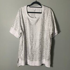 NEW Jane & Delancey white silver animal print short sleeve crewneck shirt top‎